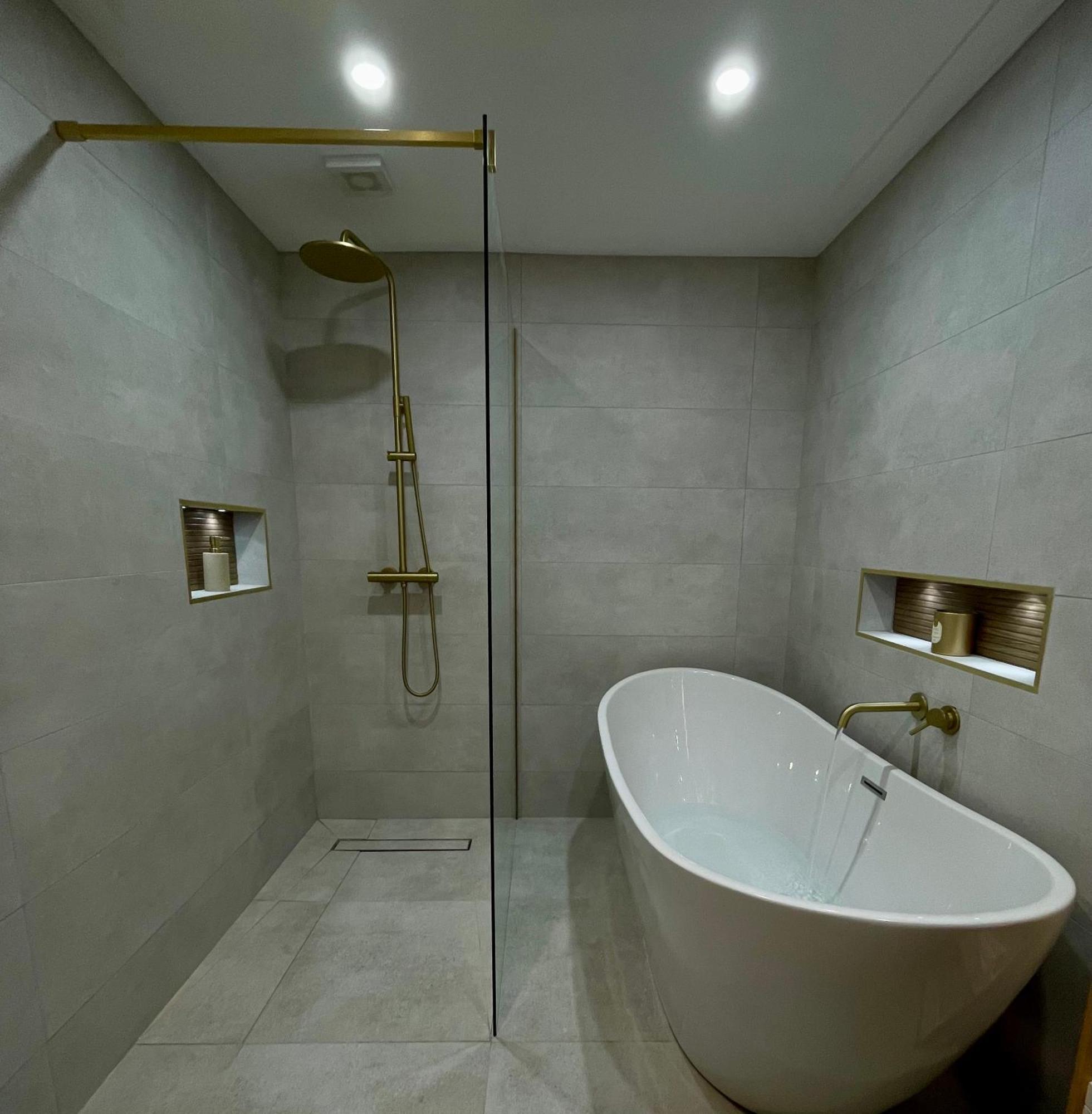 The Meadows Hideaway Apartman Doolin Kültér fotó